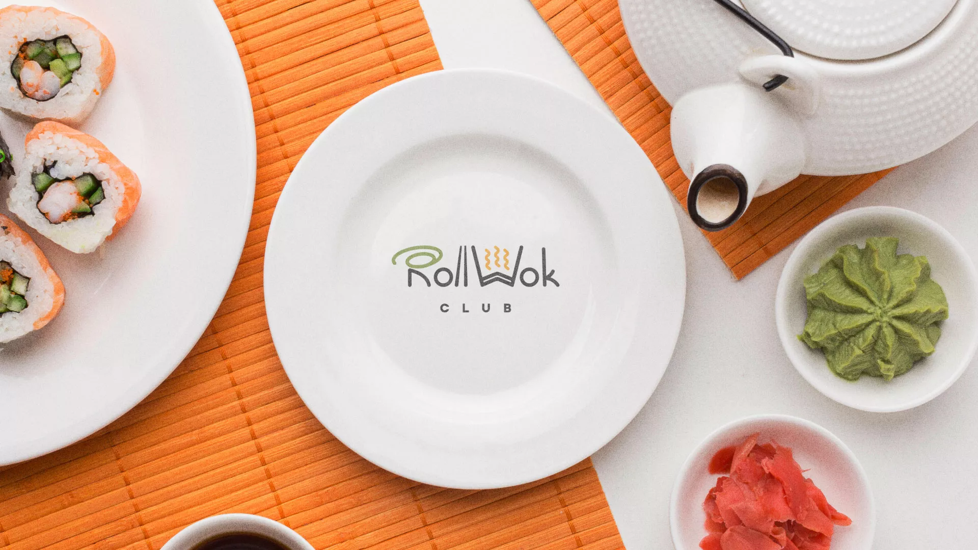 Разработка логотипа и фирменного стиля суши-бара «Roll Wok Club» в Таганроге